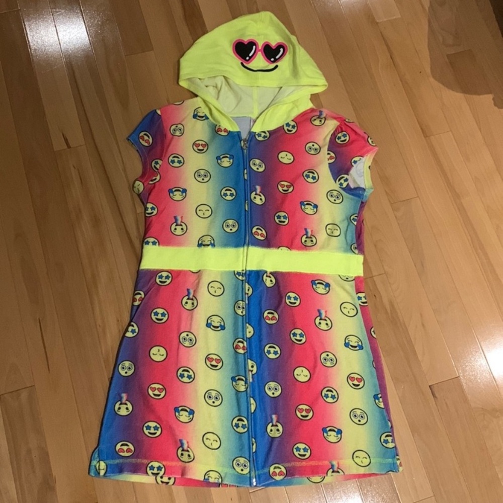 VEUC Justice Girl’s Rainbow Emoji Swim Cover Up - size 14/16